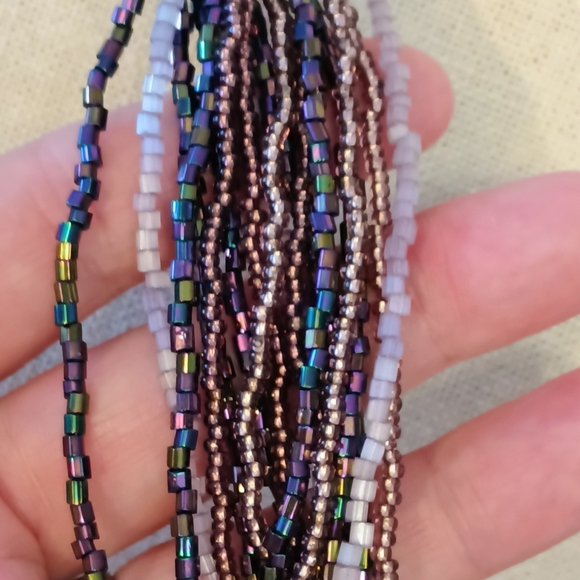 𝐕𝐭𝐠.𝐌𝐮𝐥𝐭𝐢𝐒𝐭𝐫𝐚𝐧𝐝 𝐏𝐮𝐫𝐩𝐥𝐞 𝐁𝐞𝐚𝐝𝐞𝐝 𝐍𝐞𝐜𝐤𝐥𝐚𝐜𝐞 + - Picture 5 of 11